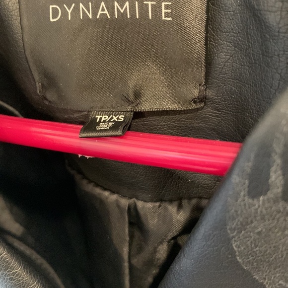 Dynamite black women’s xs vegan leather moto jacket - Picture 2 of 7